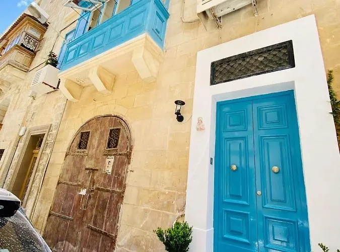 Maltese Town House