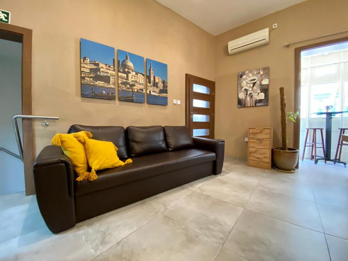 Maltese Town House Apartment *